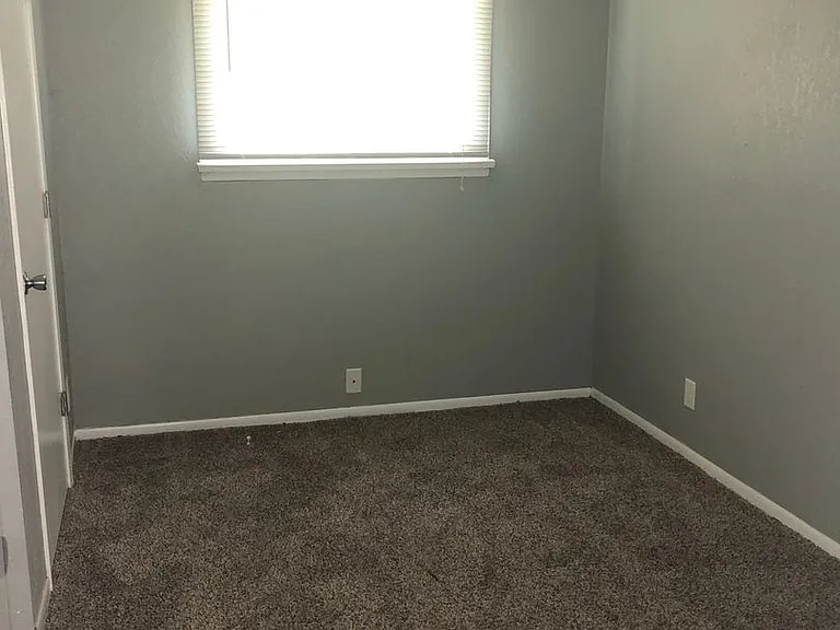 1 Oakland Ln NE — Photo 13
