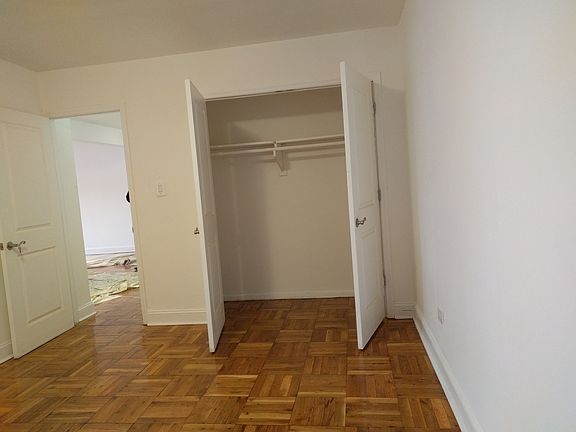 4th image of 400 E 14th St APT 1G