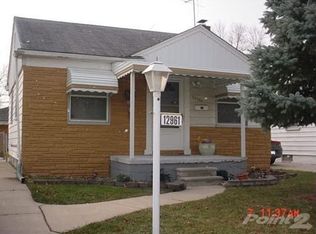 12961 Venness St, Southgate, MI 48195