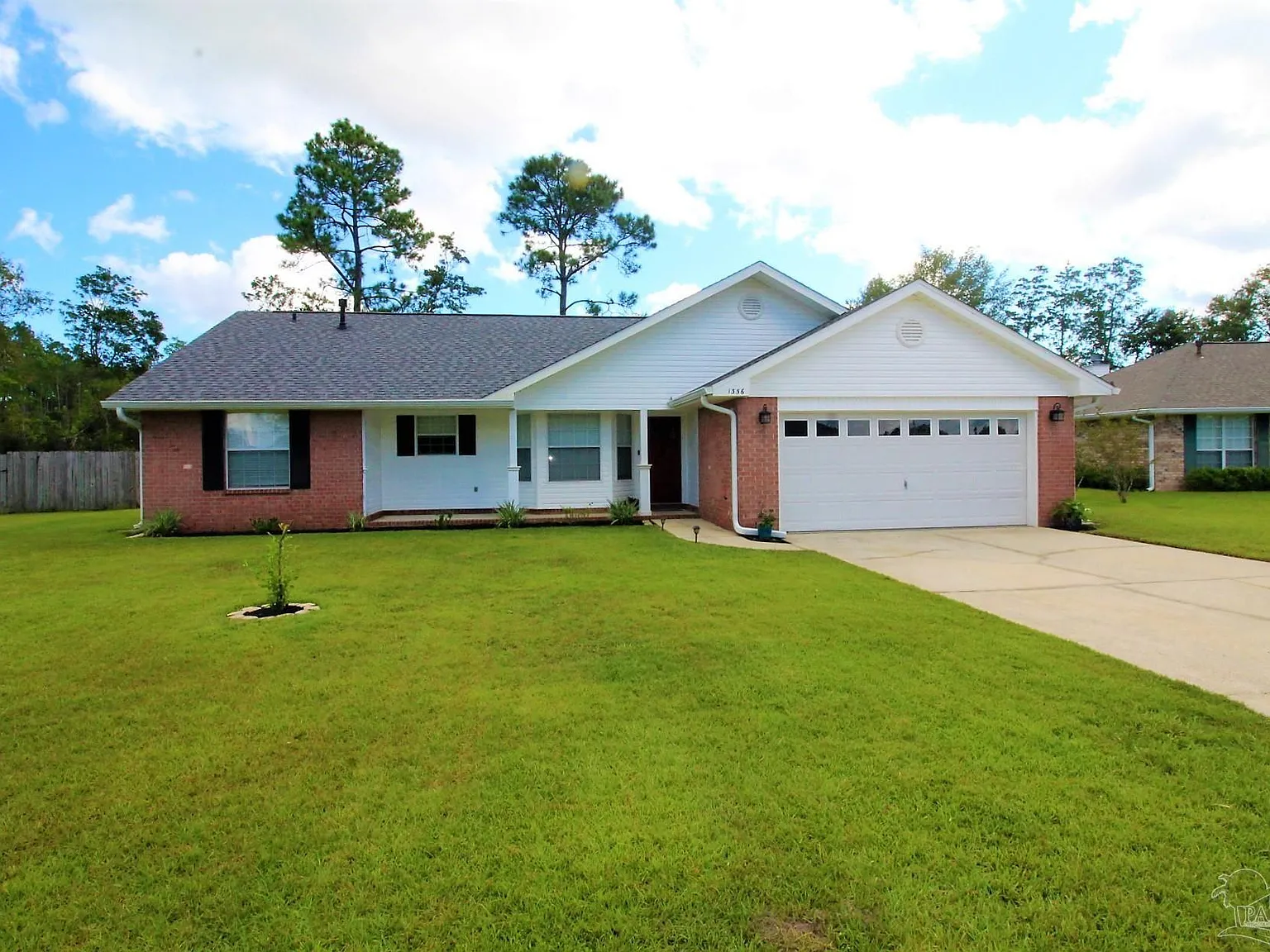 3 bed, 1577 sqft, $1,895 — Photo 1