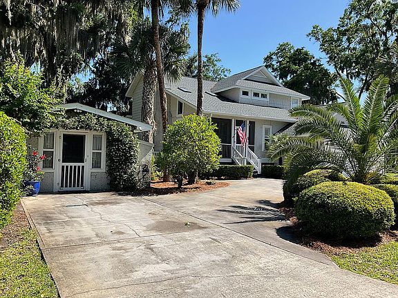 Studio guest house w bath