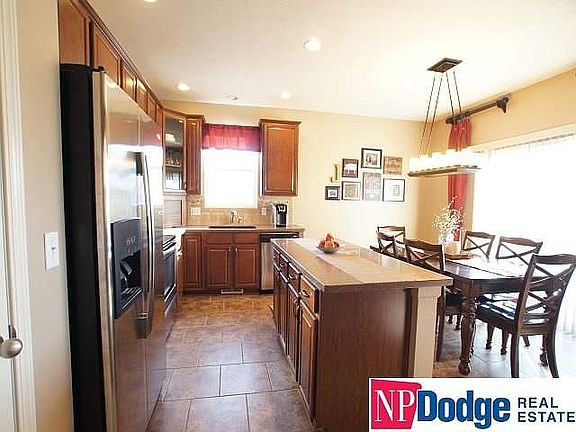 3rd image of 21209 Stonehaven Ct