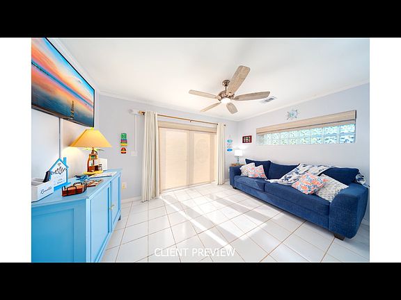 2nd image of 11202 3rd Ocean Ave