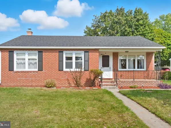 11 Monroe St, Westminster, MD 21157