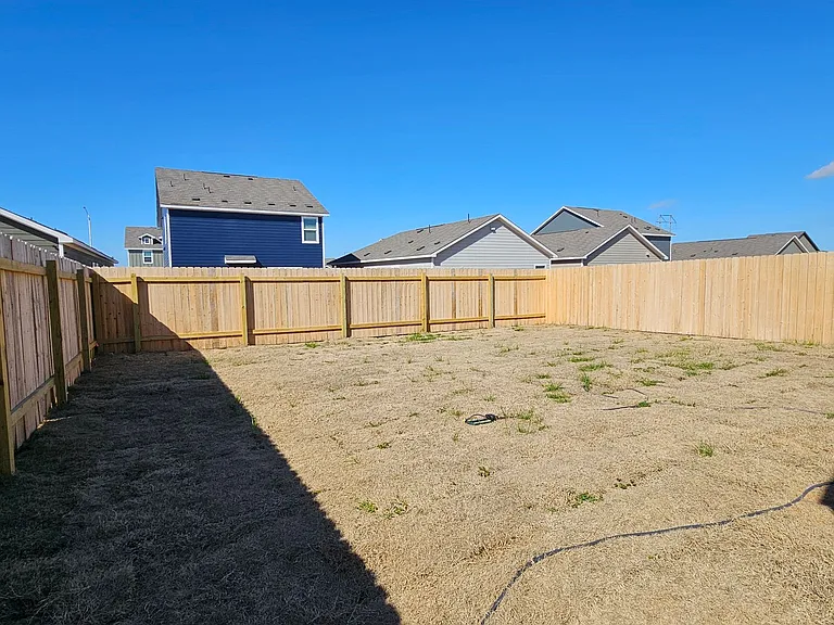 418 Paddlefish Ln — Photo 27