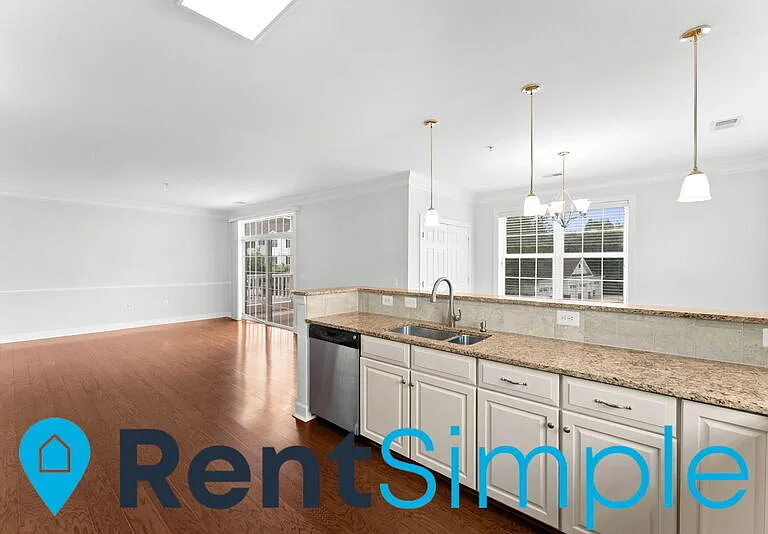 15221 Royal Crest Dr #201 — Photo 31