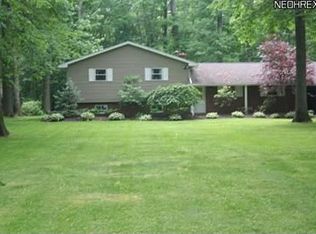 3328 Sandy Ln, Avon, OH 44011