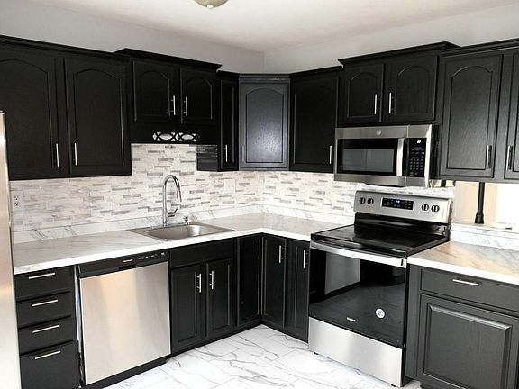 3rd image of 2334 Mitchellville Rd