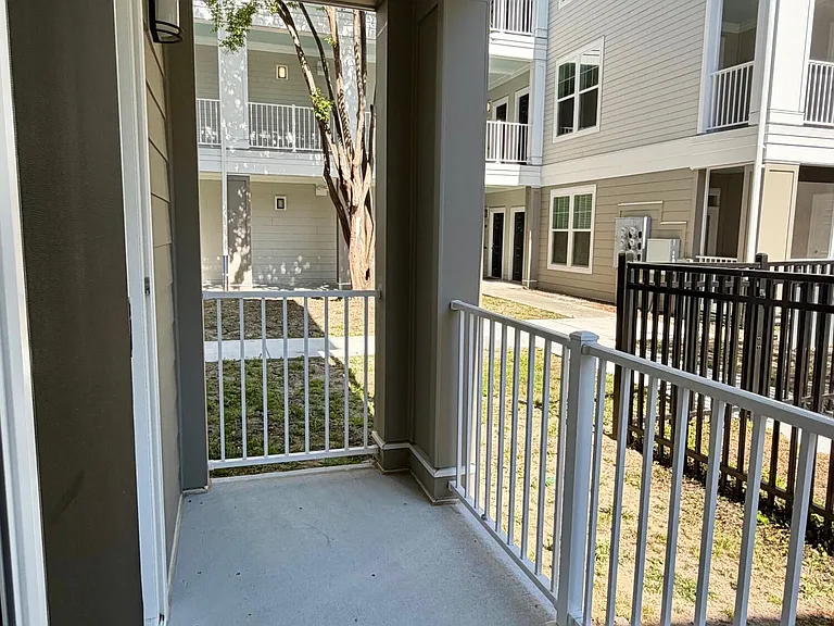 130 River Landing Dr #2107 — Photo 18