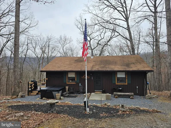 316 Seneca Ridge Rd, Great Cacapon, WV 25422