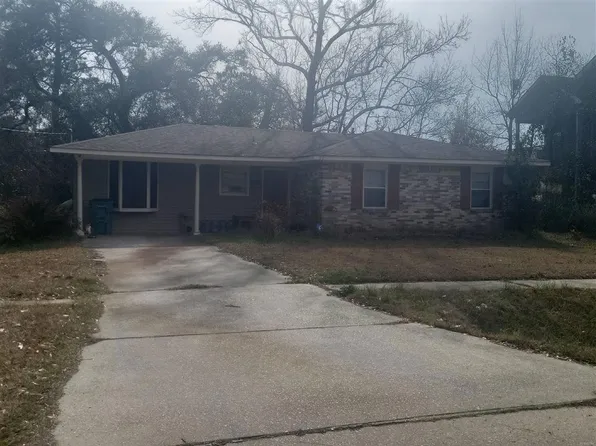 3838 Arrowhead Dr, Slidell, LA 70458