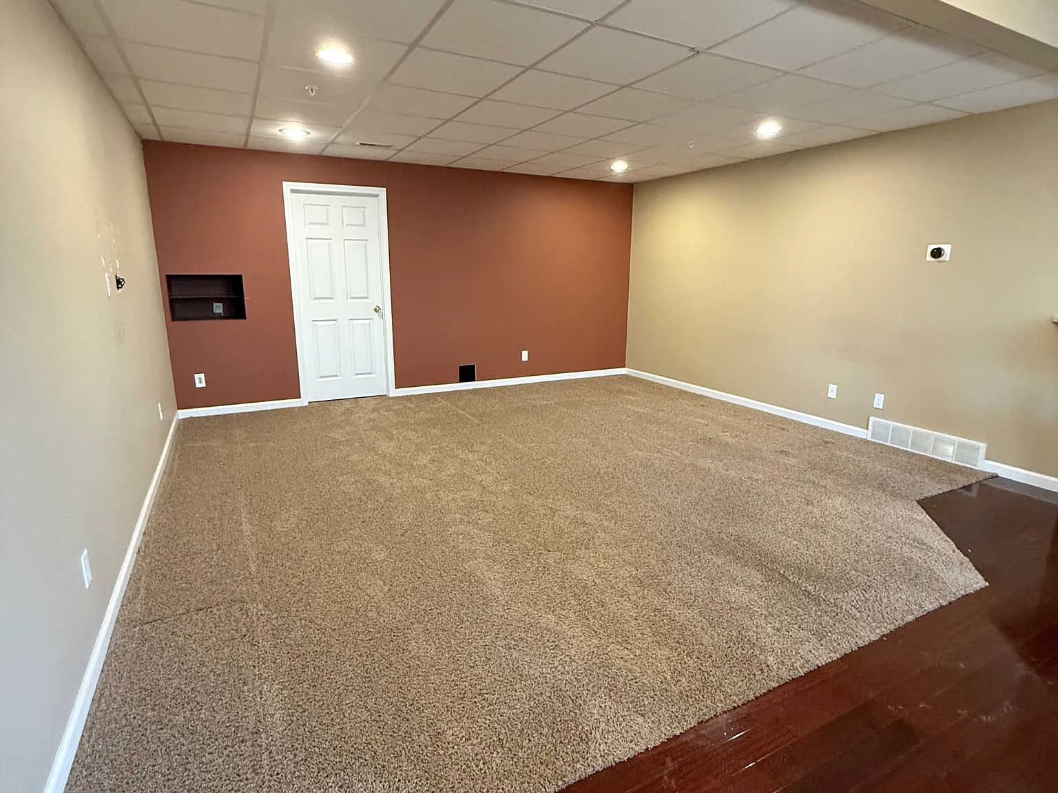 3 bed, 1800 sqft, $1,850 — Photo 2