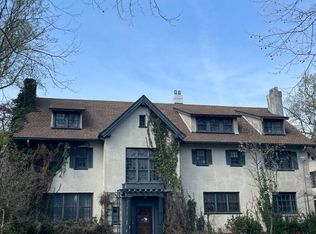 1441 Burns St, Detroit, MI 48214