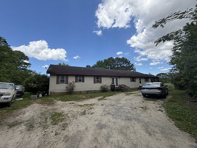 1st image of 18483 Gaskins Rd