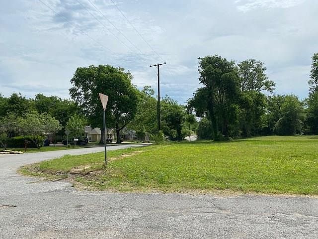 1st image of 212 E Walker St Lot 1-5