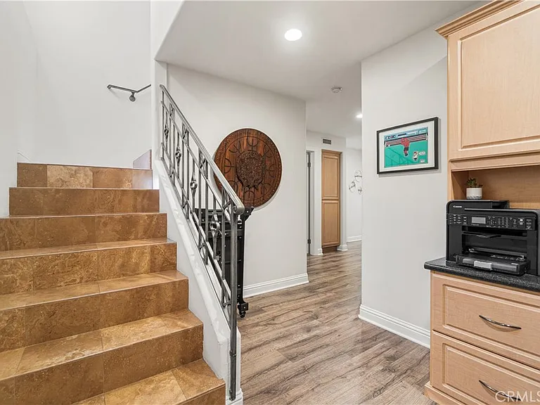 709 N Lucia Ave #B — Photo 27