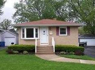 110 N Crest Ave, Bartlett, IL 60103