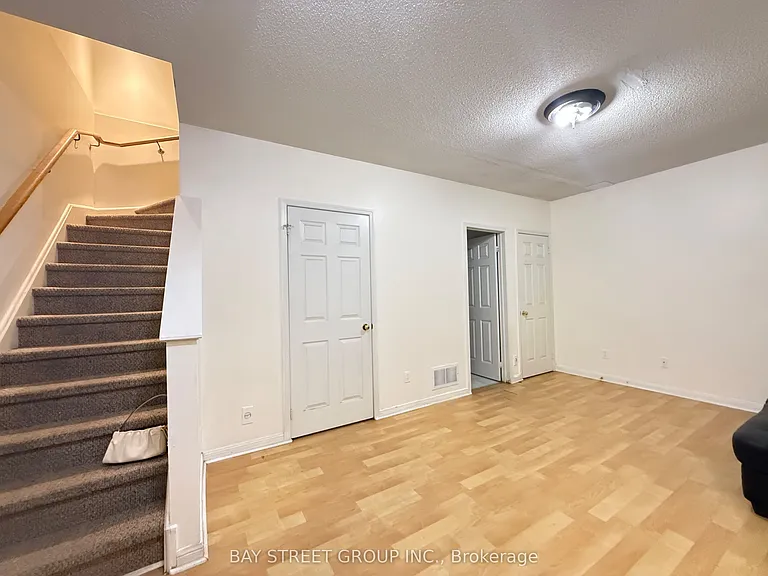 20 Saint Moritz Way #16 — Photo 21