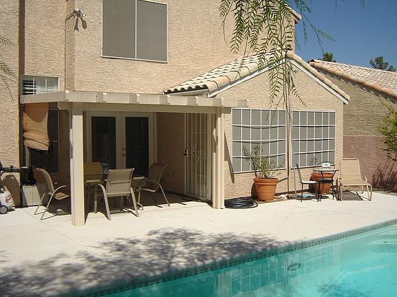 Great Patio for Entertaining and Relaxing