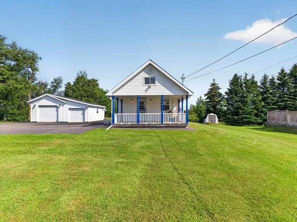 830 Main St, Cornwall, PE C0A 1H0