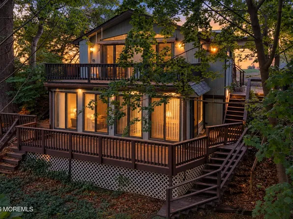 52 Ravine Drive, Matawan, NJ 07747