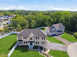 2 Berthold St, Saugus, MA 01906