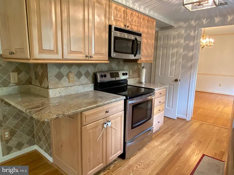 330 River Bend Rd — Photo 21