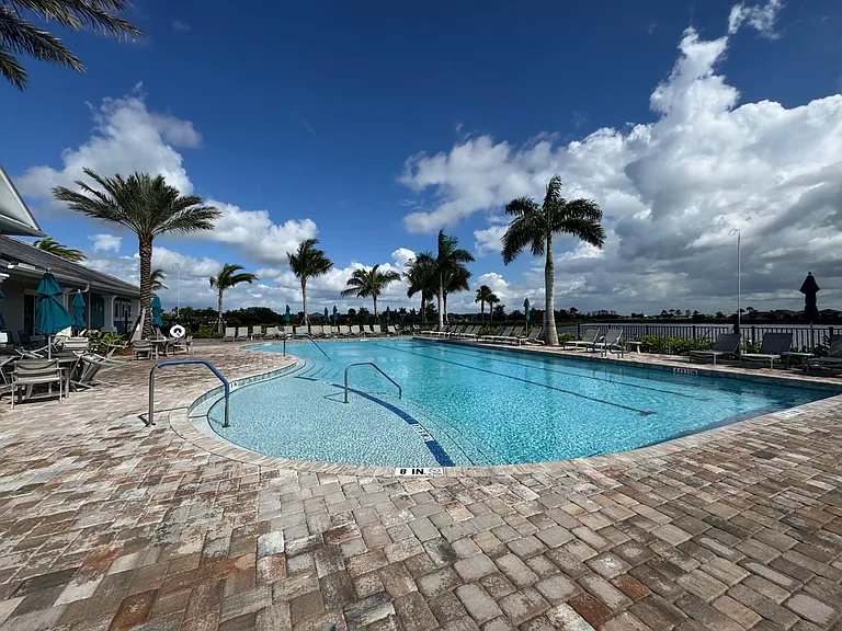 Del Webb Tradition — Photo 87