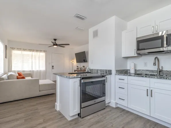 2701 W Saint Joseph St, Tampa, FL 33607