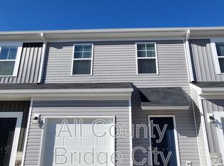 147 Randwick Ln, Greer, SC 29651