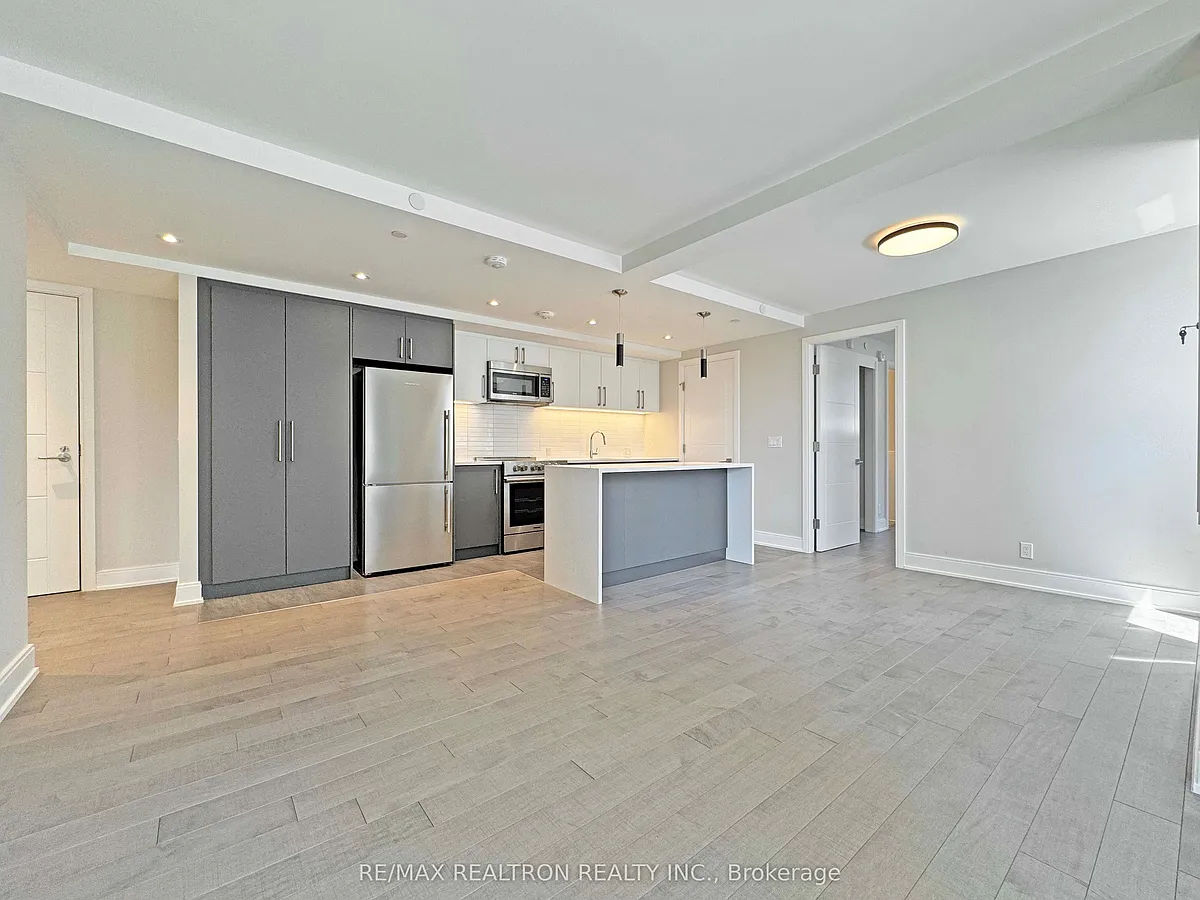 Building Photo - 11 Walmer Rd #306
