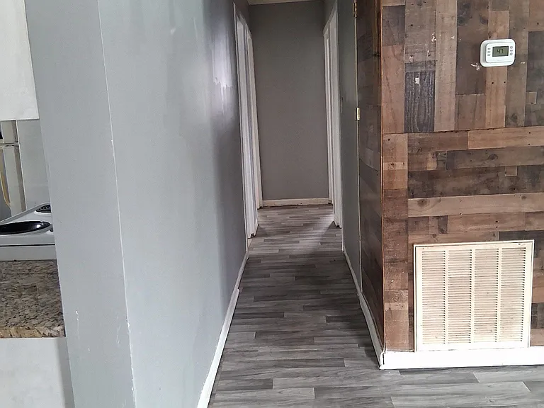 104 E Old Post Rd — Photo 14