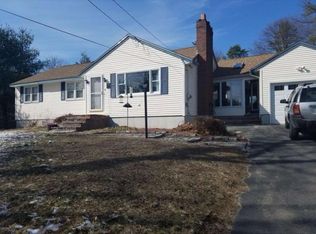 750 Wheeler Rd, Dracut, MA 01826