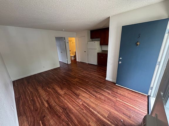 5th image of 3259 Marshall Way #3
