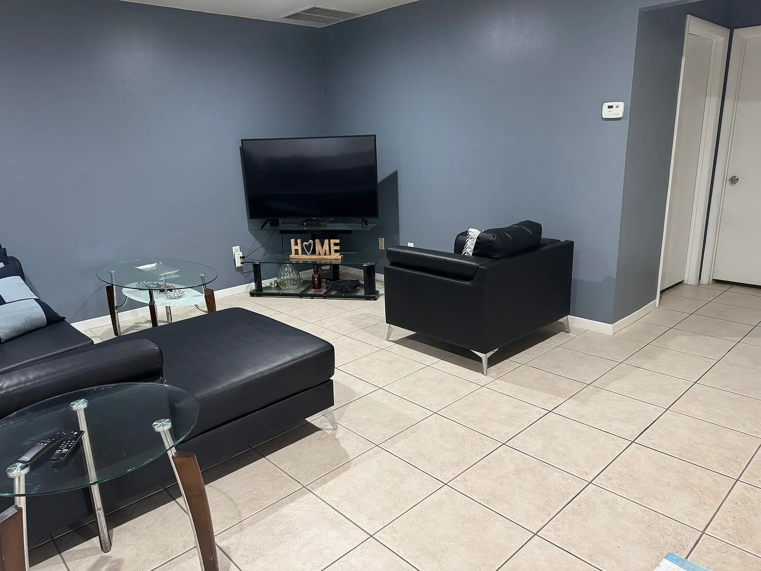 2 bed, 2.0 bath, 1243 sqft, $2,350 — Photo 3