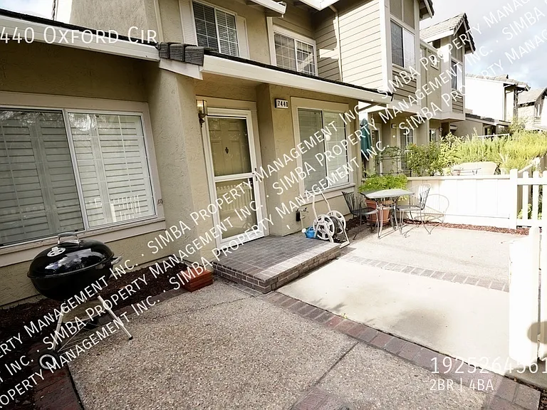 7440 Oxford Cir — Photo 18