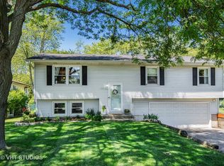 20542 N Florence Ave, Prairie View, IL 60069