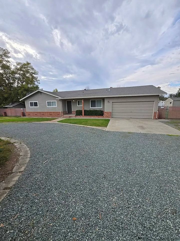 11355 N Jack Tone Rd photo 1