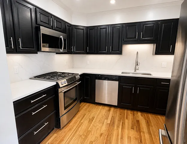 141 Maple Hill Ln — Photo 4