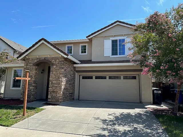 4354 Arcadian Dr