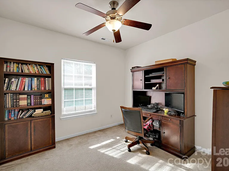 106 Ashton Dr — Photo 31