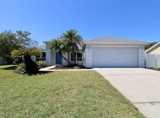 806 Sand Ridge Dr, Valrico, FL 33594