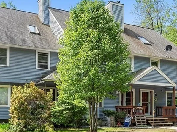 1 W Meadow Estates Dr Unit 1, Townsend, MA 01474