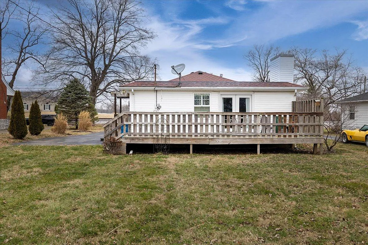 2 bed, 1395 sqft, $1,875 — Photo 2