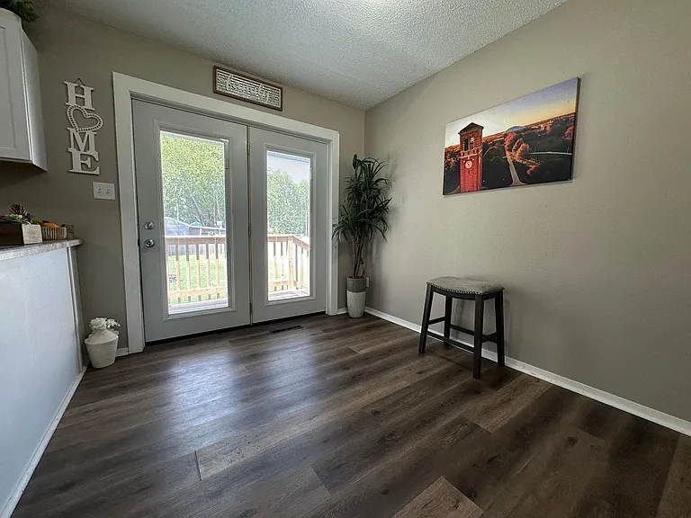 1321 Shultz St — Photo 12