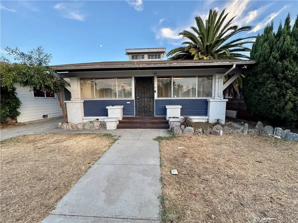 214 E 56th St, Los Angeles, CA 90011
