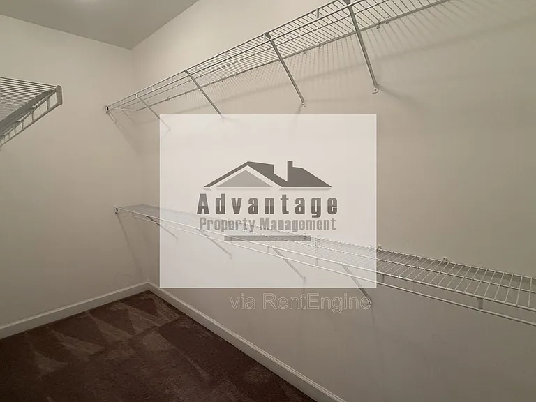 204 Pickets Row — Photo 11