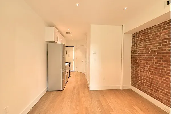 Rented by REAL New York | media 2