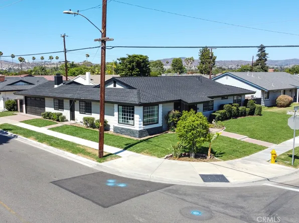 17001 La Kenice Way, Yorba Linda, CA 92886