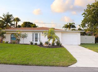 316 Circle Dr, Venice, FL 34285